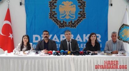 DBB Eş Başkanları Büyükşehir Belediyesinin Borcunu Açıkladı