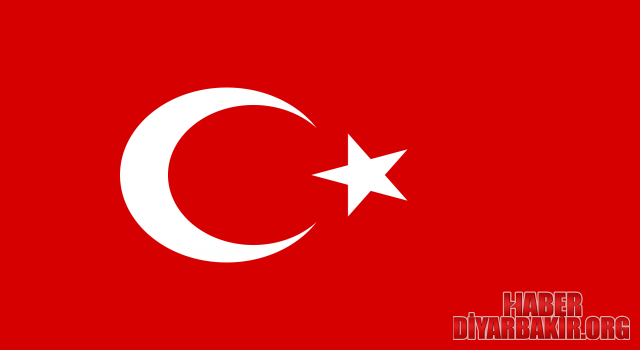 Türkiye’nin En Büyük Bayrağı Göndere Çekildi