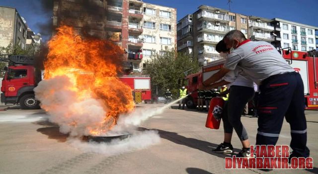 İtfaiye 7 Bin 372 Vakaya Müdahale Etti