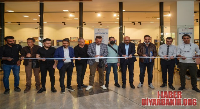 “Maneviyat Penceresinden Diyarbakır” Fotoğraf Sergisi Açıldı