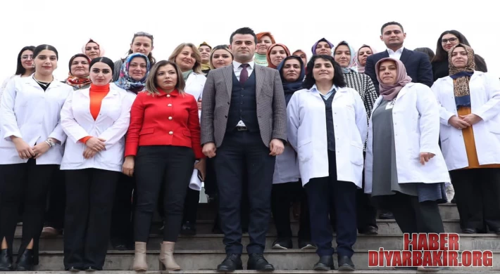 Yenişehir Kaymakamı Ve Belediye Başkanı Yenişehir’li Kadınları Dinledi