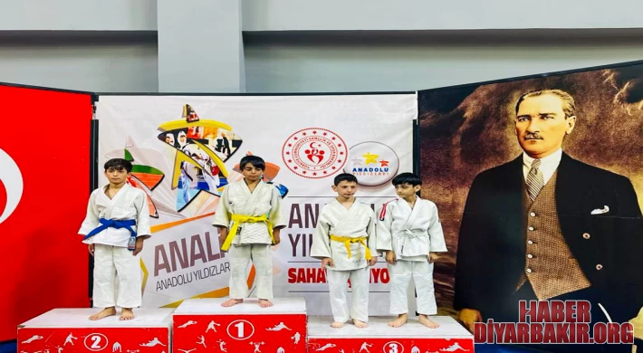 DBB Sporcusu Minikler Türkiye Şampiyonasında Dereceye Girdi