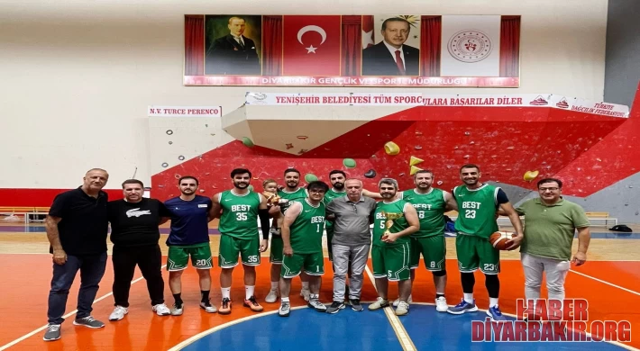 Baver Yücesoy Cup'ta Şampiyon The Best Generatıons