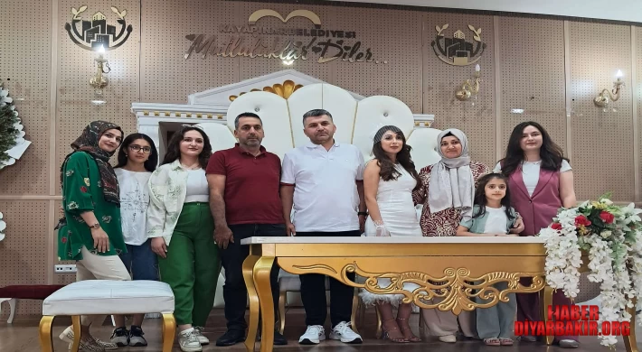 Rüya Gibi Bir Törenle Hayatlarını Birleştirdiler