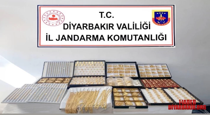 Kaçak Yollarla Getirilen 7,5 Kilogram Altın Ele Geçirildi
