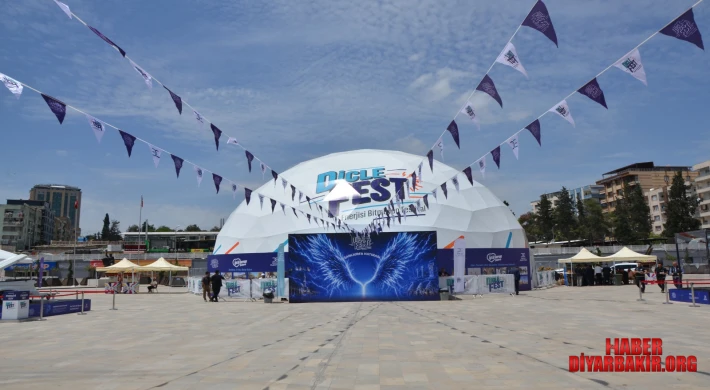 DicleFest Heyecanı Topçu Meydanı’nda Başladı
