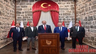 Adalet Bakanı Gül, Diyarbakır’da Temaslarda Bulundu