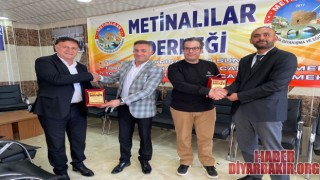 Metina Aşiretinden Yazar Sinanoğlu”na Büyük Destek